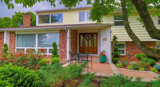 Photo of 450 Eisenhower Dr, Orwigsburg, PA 17961