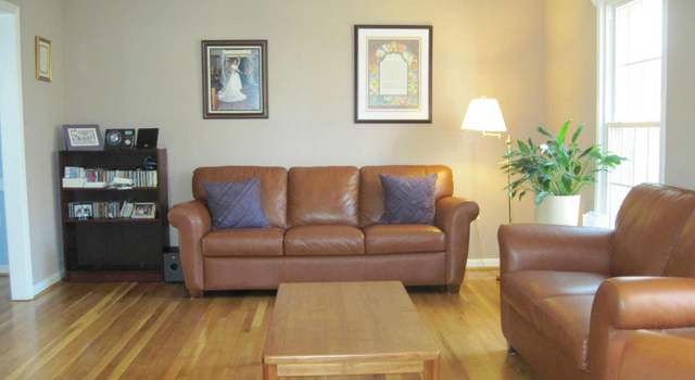 Photo of 9619 Jomar Dr, Fairfax, VA 22032