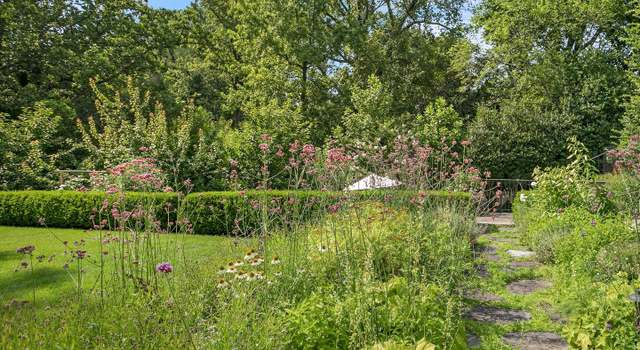 Photo of 2601 30th St NW, Washington, DC 20008
