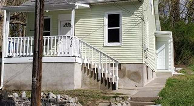 Photo of 810 Mohn St, Harrisburg, PA 17113