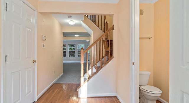 Photo of 18719 Harmony Woods Ln, Germantown, MD 20874