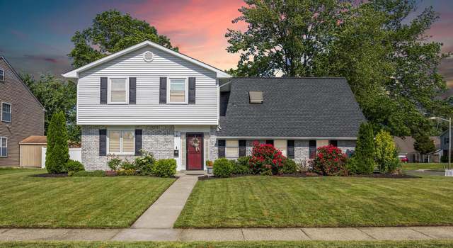 Photo of 2 Erynwood Ave, Marlton, NJ 08053