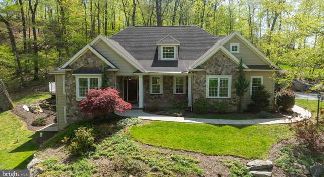 Photo of 1 Stone Pond Ln, Wernersville, PA 19565