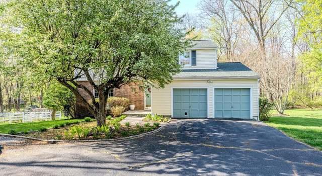 Photo of 1838 Clovermeadow Dr, Vienna, VA 22182