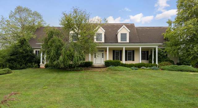 Photo of 15355 Woodgrove Rd, Hillsboro, VA 20132