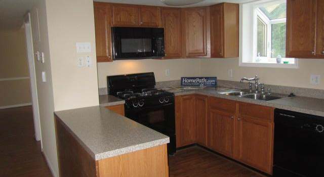 Photo of 13389 Packard Dr, Woodbridge, VA 22193