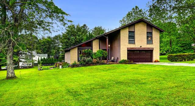 Photo of 2 Barnstable Ct, Owings Mills, MD 21117