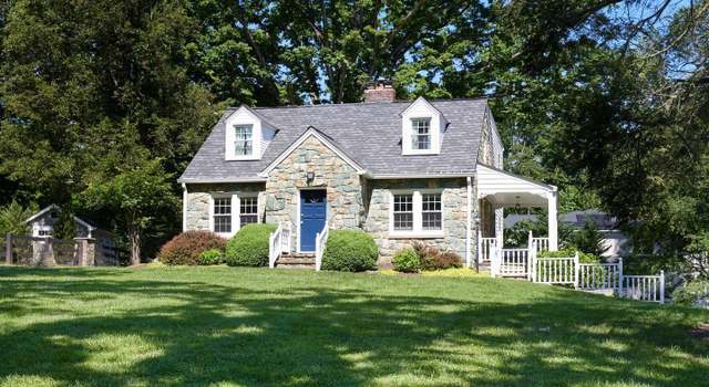 Photo of 11263 Waples Mill Rd, Oakton, VA 22124