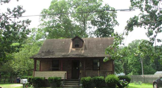 Photo of 1215 Bridgeboro Rd, Edgewater Park, NJ 08010
