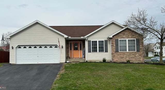 Photo of 1 Williamsburg Dr, Jonestown, PA 17038