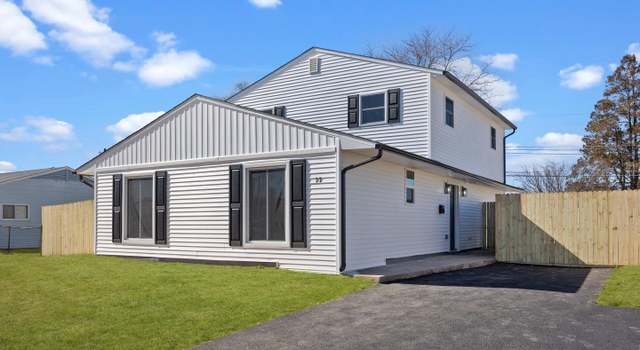 Photo of 11 Little Ln, Levittown, PA 19054