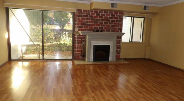 Photo of 808 Stratford Dr #14, State College, PA 16801