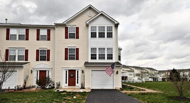 Photo of 191 S Savanna Dr, Pottstown, PA 19465