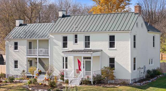 Photo of 365 Van Clevesville Rd, Kearneysville, WV 25430