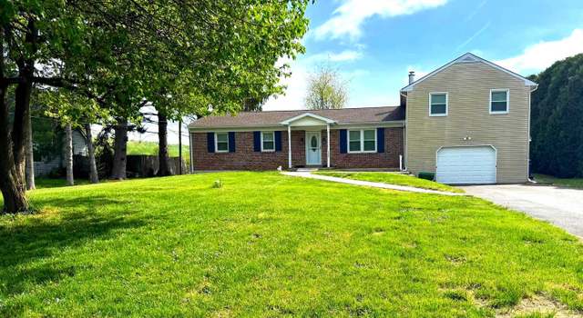 Photo of 35 S Brick Ln, Elverson, PA 19520