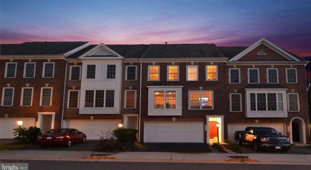 Photo of 21811 Ladyslipper Sq, Ashburn, VA 20147