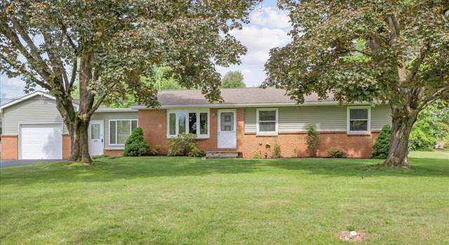 Photo of 22 Center Rd, Douglassville, PA 19518