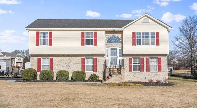 Photo of 100 New Kent Ct, Stephens City, VA 22655