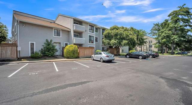 Photo of 5758 Village Green Dr Unit E, Alexandria, VA 22309