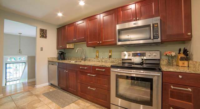 Photo of 12810 Pinecrest Rd, Herndon, VA 20171