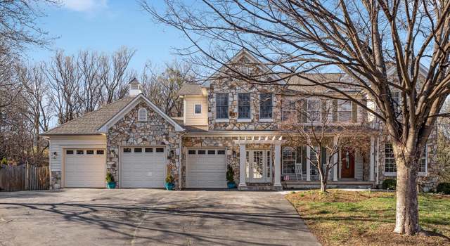 Property at 315 Riding Trail Ct NW, Leesburg, VA 20176, 6 beds, 5.5 baths