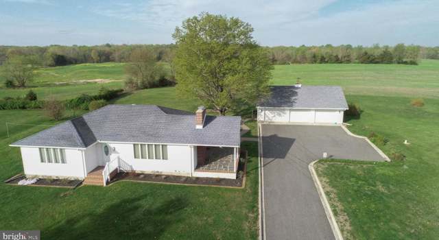Photo of 81 Glass House Ln, Woodstown, NJ 08098