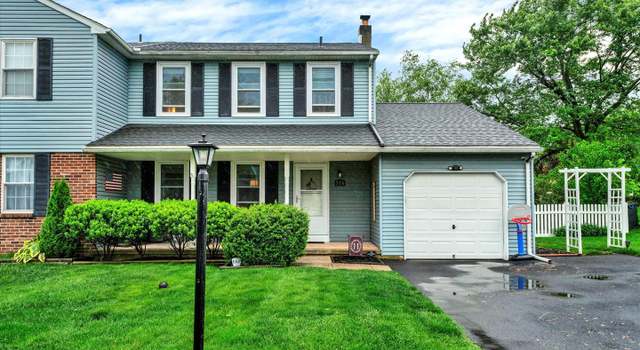 Photo of 516 Woodbridge Cir, Harleysville, PA 19438