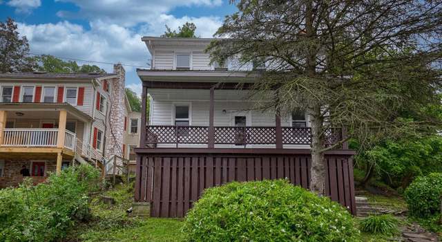Photo of 2 E Pennsylvania Ave, Yoe, PA 17313