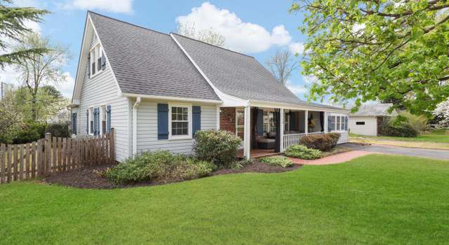 Photo of 13129 Pennypacker Ln, Fairfax, VA 22033