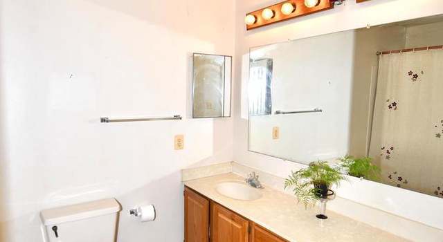 Photo of 8964 Round Top Rd, Manassas, VA 20112