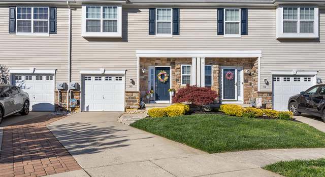 Photo of 90 Eagleview Ter, Mount Royal, NJ 08061