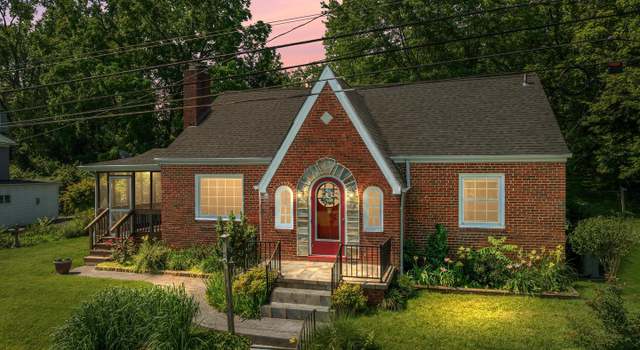 Photo of 55 W Duck St, Front Royal, VA 22630
