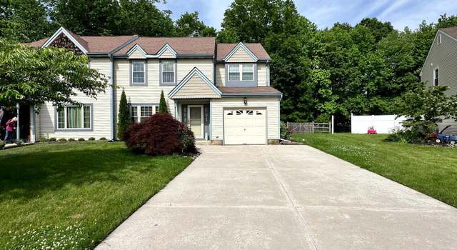 Photo of 1339 Apple Blossom Dr, Yardley, PA 19067