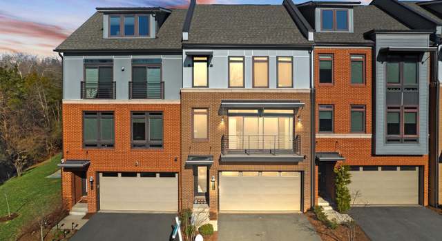 Photo of 1809 Blue Marble Ter SE, Leesburg, VA 20175
