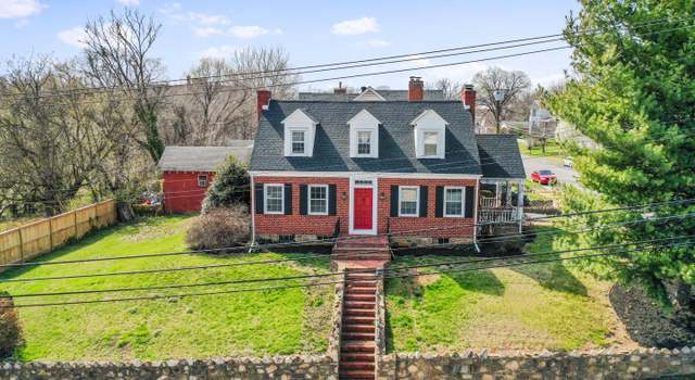 Photo of 1018 N Royal Ave, Front Royal, VA 22630