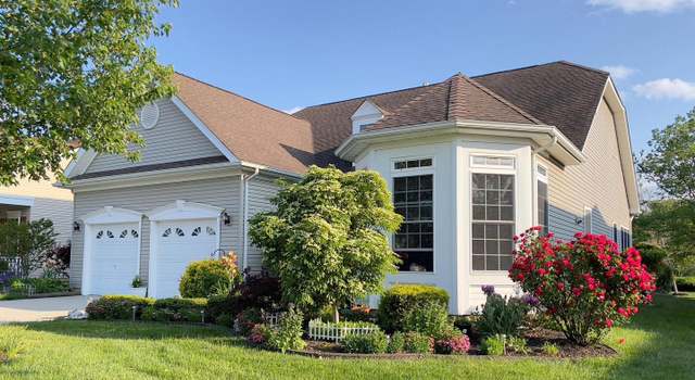 Photo of 16 Warren St, Plainsboro, NJ 08536