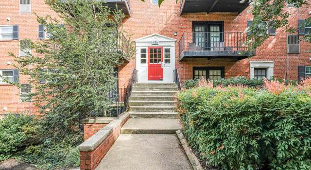 Photo of 426 N Armistead St #304, Alexandria, VA 22312