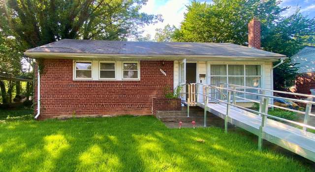 Photo of 8416 Ravenwood Rd, Hyattsville, MD 20781