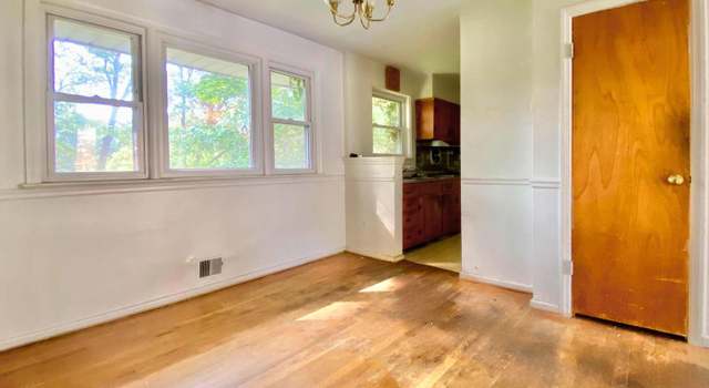 Photo of 8416 Ravenwood Rd, Hyattsville, MD 20781