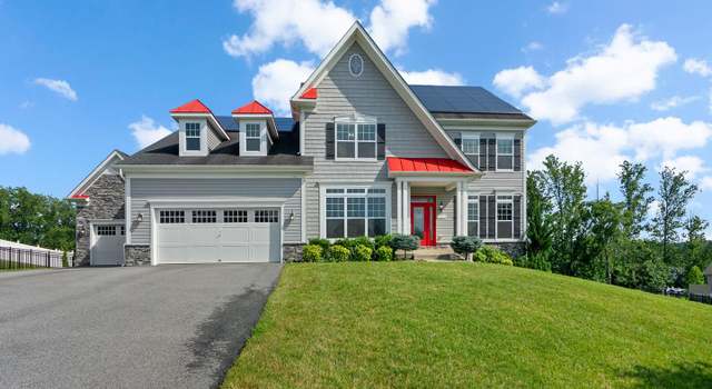 Photo of 12610 Carolina Meadow Ln, Clinton, MD 20735