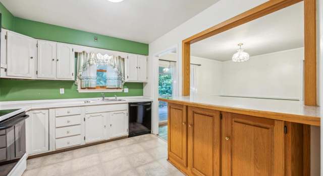 Photo of 18 Parkview Dr, Quakertown, PA 18951