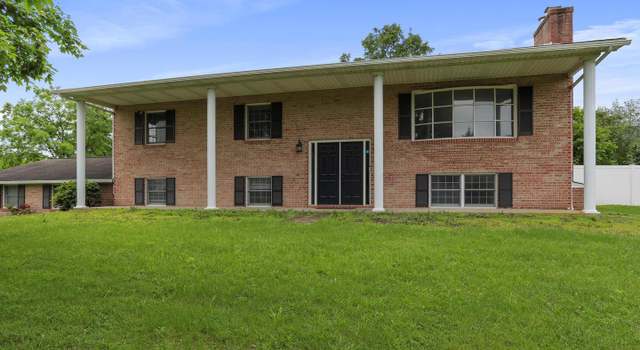 Photo of 136 Kimberly Dr, Martinsburg, WV 25404
