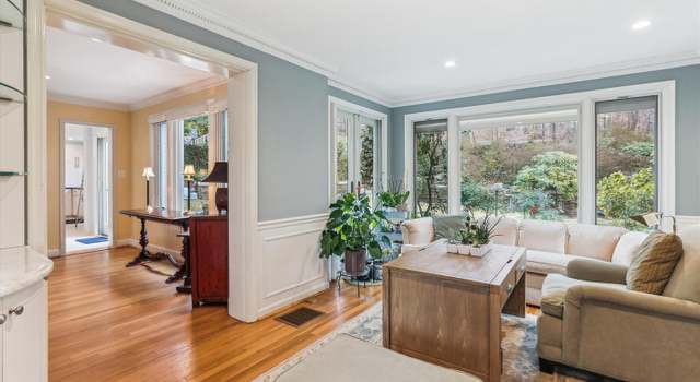 Photo of 2217 46th St NW, Washington, DC 20007