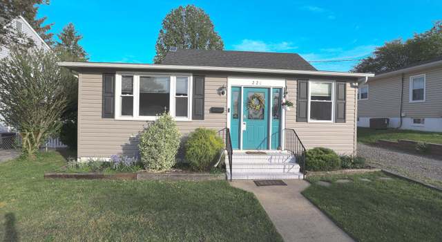 Photo of 221 Arundel Rd, Pasadena, MD 21122