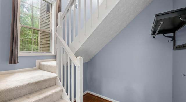Photo of 7620 Willow Point Dr #7620, Falls Church, VA 22042