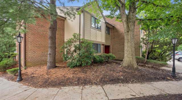 Photo of 405A Cypress Point Cir, Mt Laurel Township, NJ 08054