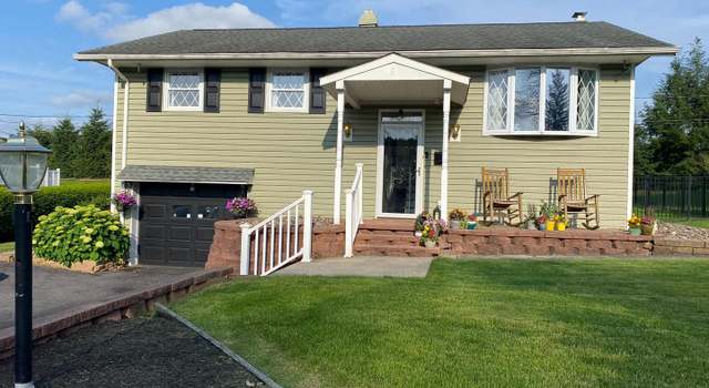 Photo of 8 Cherrywood Rd, Wyomissing, PA 19610