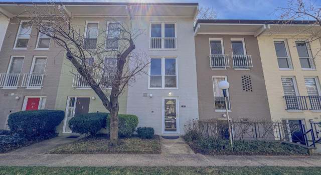 Photo of 220 G St SW #112, Washington, DC 20024