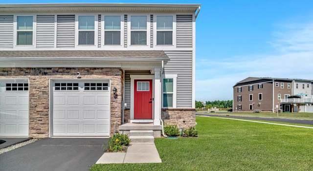 Photo of 43 Pratt Ln, Lawrence Township, NJ 08648
