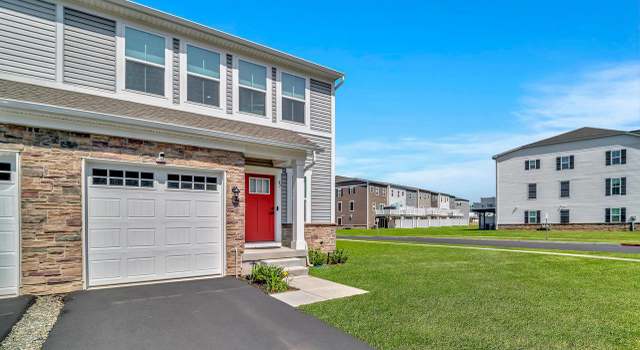 Photo of 43 Pratt Ln, Lawrence Township, NJ 08648